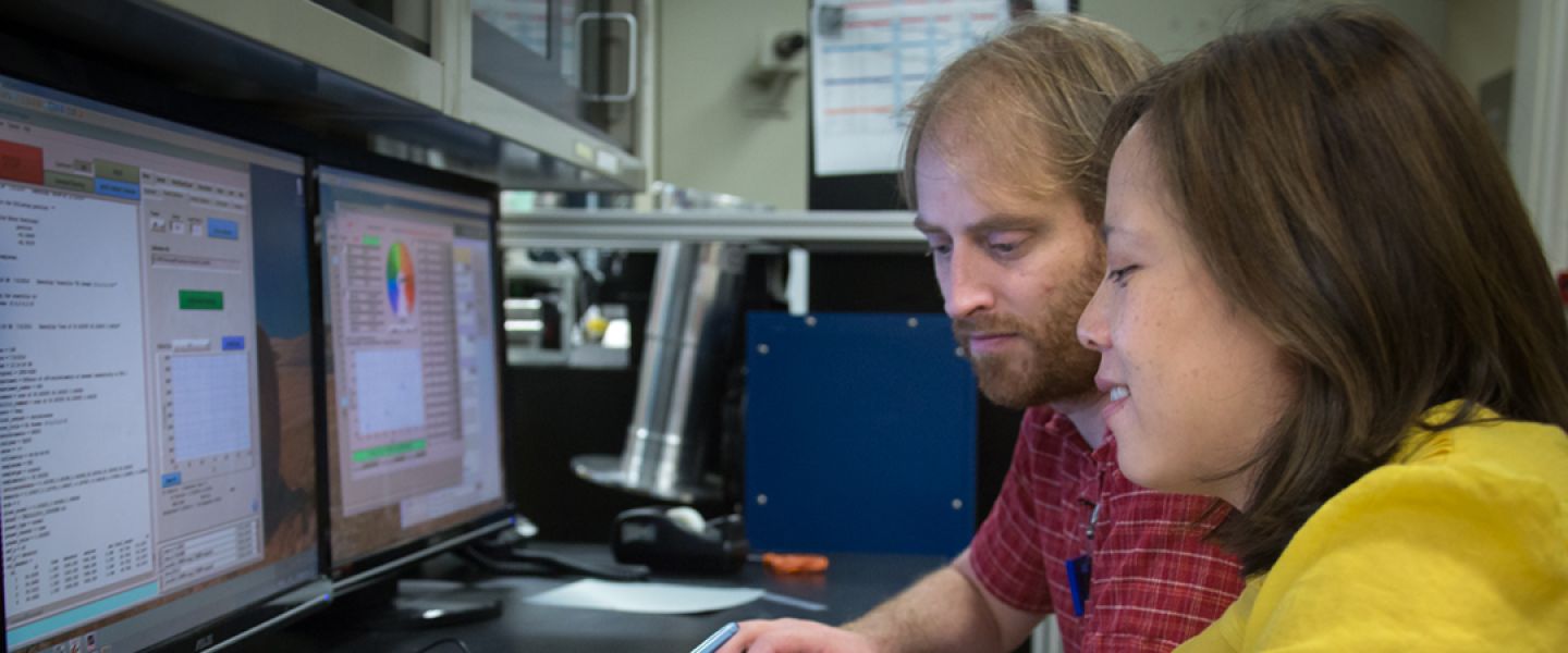 User at HB-3 Triple-Axis Spectrometer