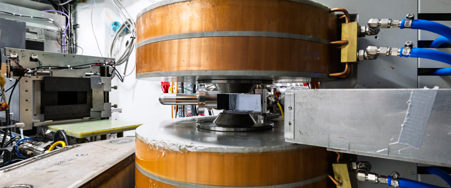 Magnetism Reflectometer
