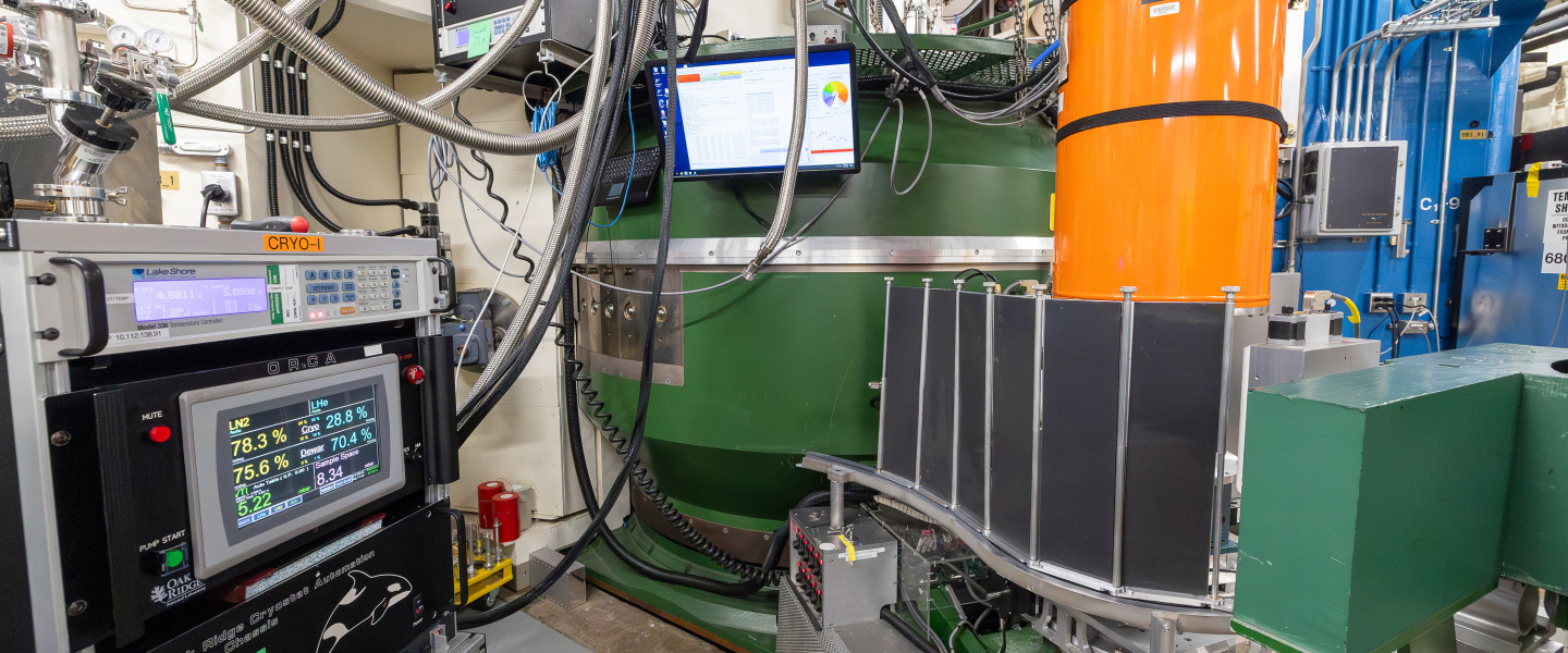 Triple-Axis Spectrometer | Neutron Science at ORNL