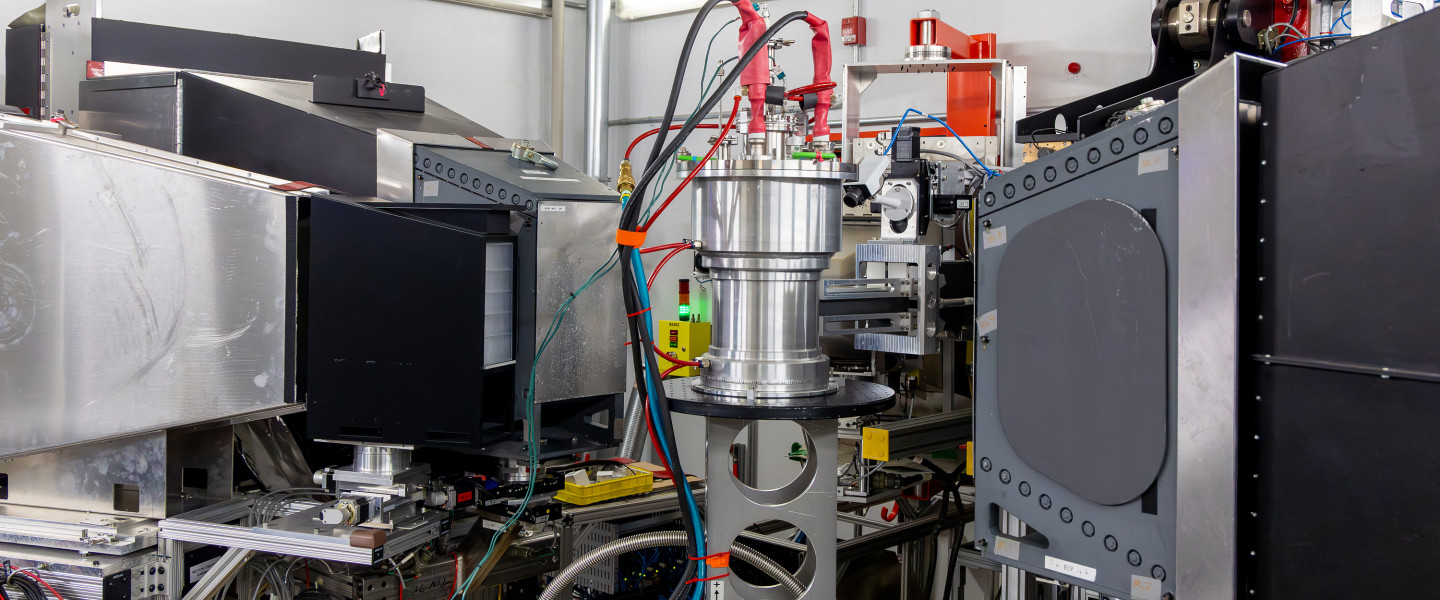 Engineering Materials Diffractometer (VULCAN)